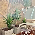 Traverse Des Artistes Hotel 3*