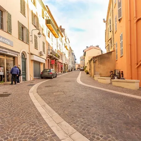 Traverse Des Artistes 3*