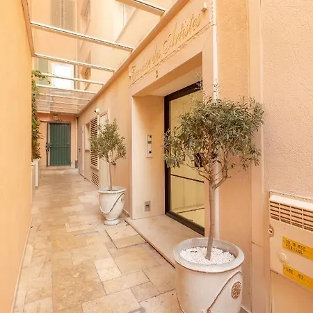 Traverse Des Artistes Hotell 4*