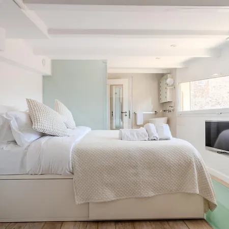 Traverse Des Artistes 酒店 3*