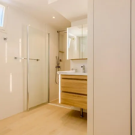 Traverse Des Artistes 戛纳