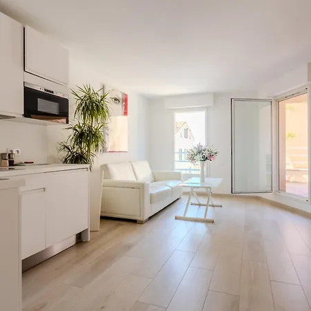 Traverse Des Artistes 戛纳