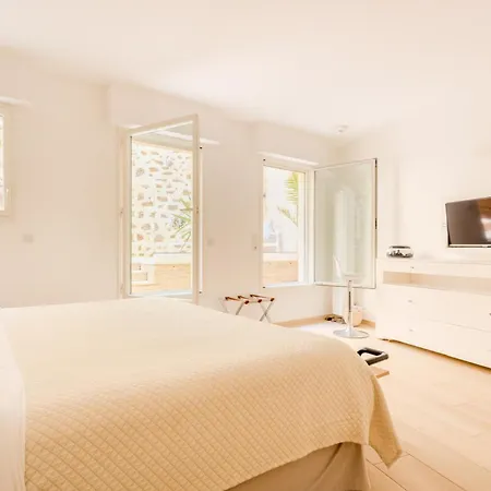 Traverse Des Artistes 3*