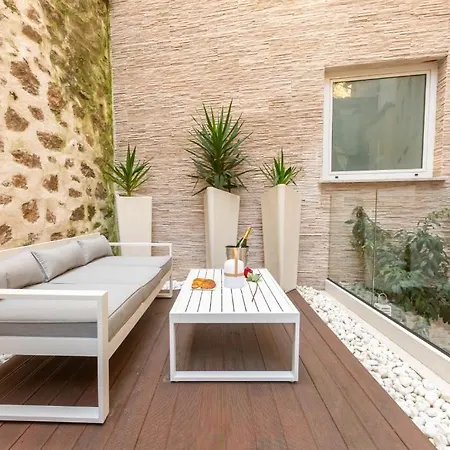 Traverse Des Artistes 酒店