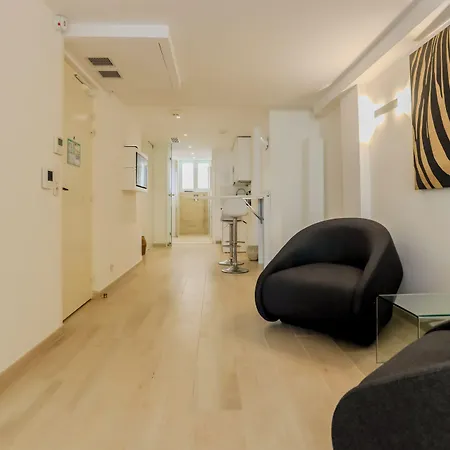 Traverse Des Artistes Hotel 4*