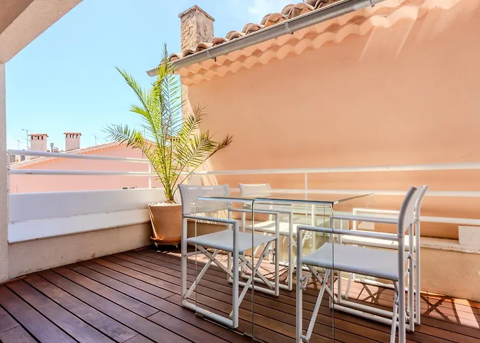 Traverse Des Artistes Cannes