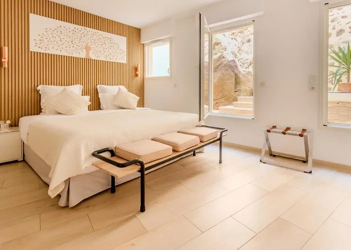 Traverse Des Artistes Hotel 3*
