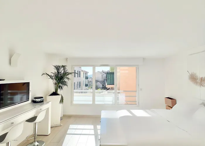 Hotel Traverse Des Artistes Cannes