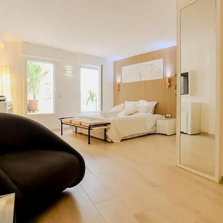 Traverse Des Artistes Hotel Cannes