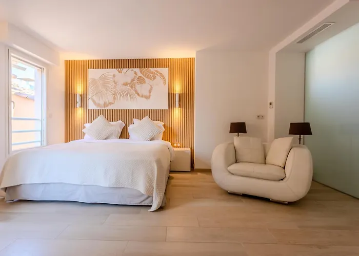 Otel Traverse Des Artistes Cannes